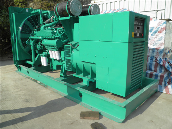 道县出租发电机 发电机组厂家：柴油发电机组的控制屏的作用是什么？