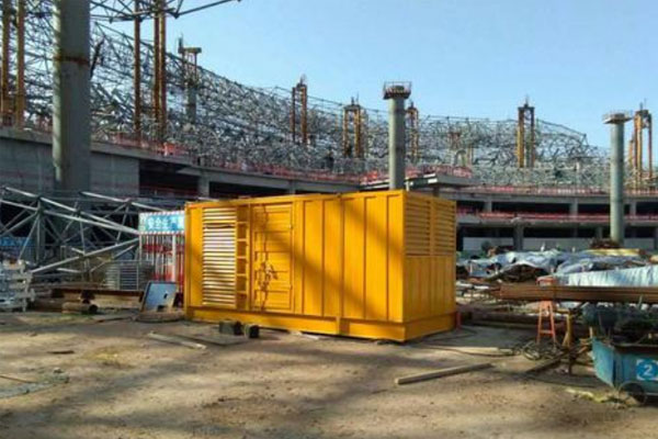 道县发电机出租如何判断空气滤清器是否需要更换？